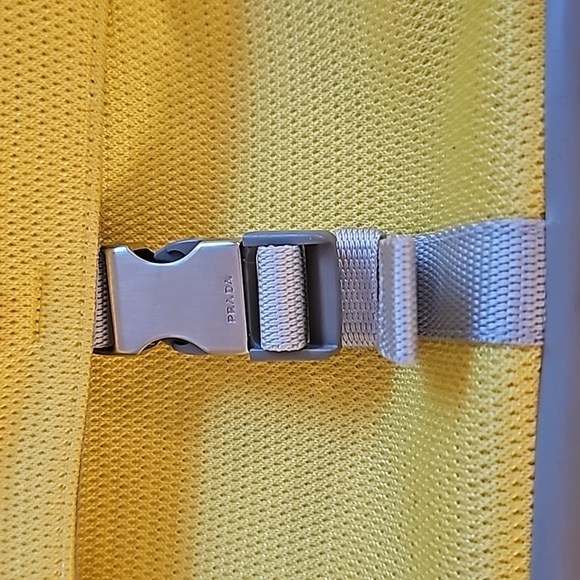 🌞Prada Sport 90 Vintage Nylon Shoulder Crossbody Bag, NWOT, Authentic 🌞 - Picture 4 of 12